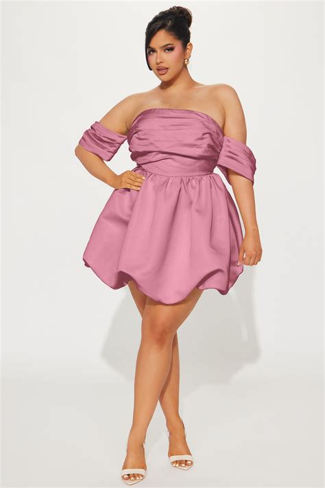Plus Size Pink Dresses For Women | Fashion Nova