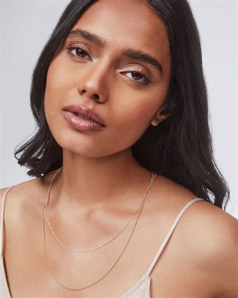 Thin Necklace Chain Gold at William Woodard blog