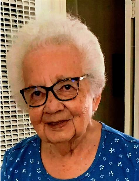 Helen Moreno - 2023 - Struve and Laporte