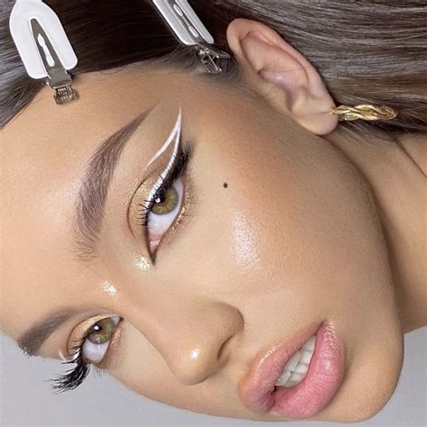 Pin de Elizabeth Milles en Beauty | Maquillaje de ojos, Maquillaje con ...