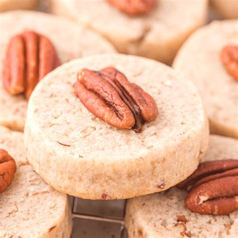 Homemade Pecan Sandies - The First Year