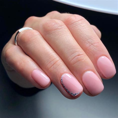 23+ Clean & Simple Squoval Nail Ideas (2024) - DrExplains