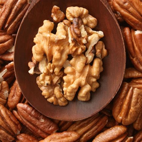 Pecans Vs. Walnuts - Which Is Better? - Ayoub's Dried Fruits & Nuts