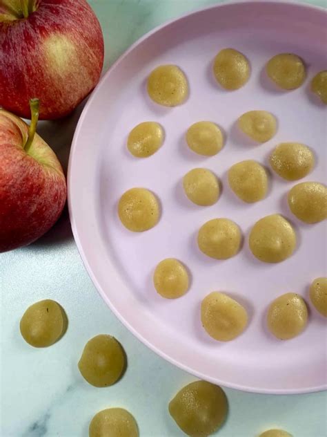 Applesauce Freeze Bites | Baby Led Weaning & Toddler Recipe