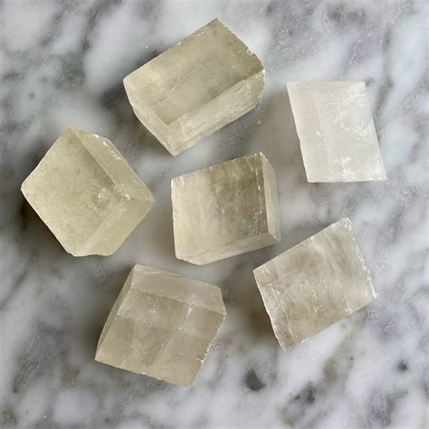 About Crystal Systems: the Internal Geometry of Crystals - Minera ...