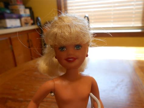 Short Blonde Hair Nudes