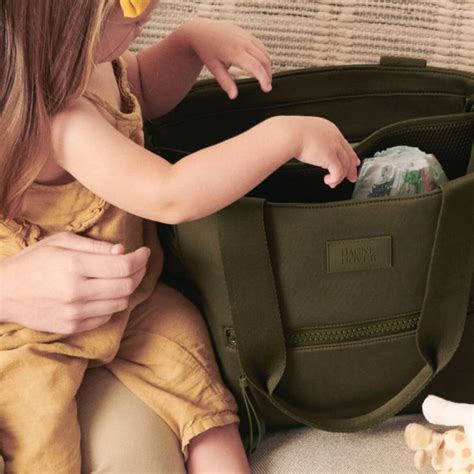15 Designer Diaper Bags - Read This First