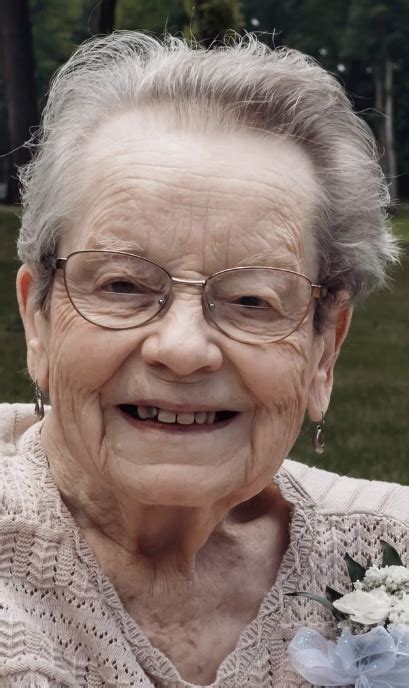 Obituaries - Shawgo Memorial Home