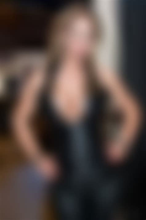 Eva Notty : LadiesInLeather