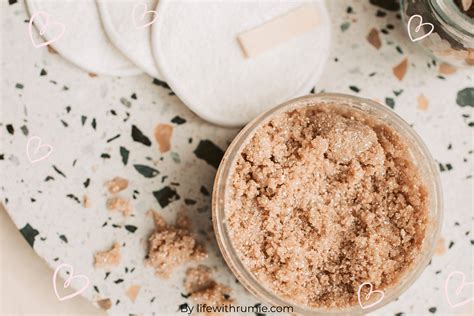 Does Exfoliating help hyperpigmentation? Absolutely and Here is how