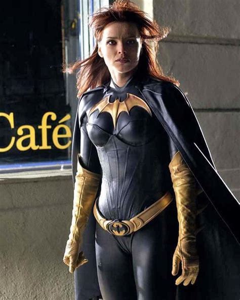 Dina Meyer : r/Ladiesofdc