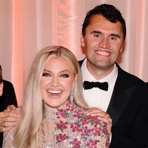 Expert Reveals What Erika Kirk's Hug With JD Vance Really Meant