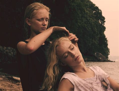 Does Birth Order Theory Explain Your Personality? | goop