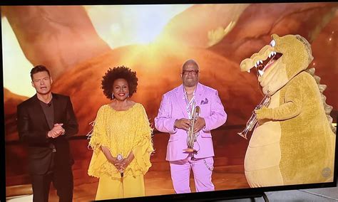 Jennifer Lewis was on American Idol last night—sooo fun!! : r/Blackish