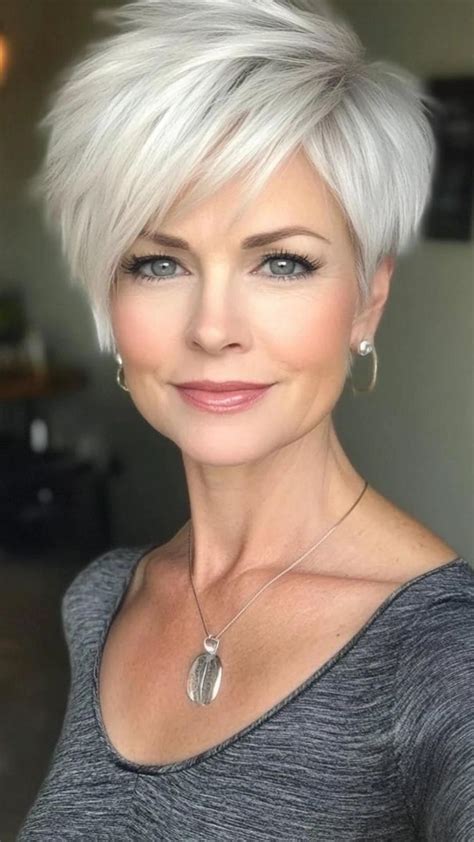 Stylish pixie hairstyles for women over 50 to look younger and vibrant ...