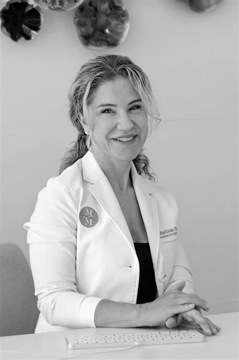 Dra. Mariana Morais - Ageless