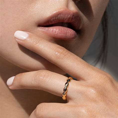 Emily Ring | Ethical Gold Ring by FUTURA