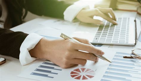 Top Business Checking Accounts for Small Businesses: A Comparison Guide ...