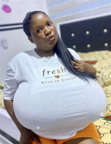 Pin by The Art of beautiful The Human on Melons48 | Curvy girl fashion, Curvy woman, Curvy girl