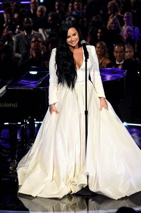 Demi Lovato - Sexy Boobs in Big Cleavage at the 62nd Annual Grammy ...