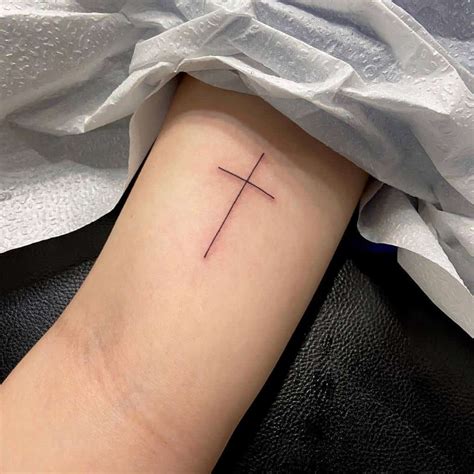 Simple Cross Tattoo Ideas at Zane Stirling blog