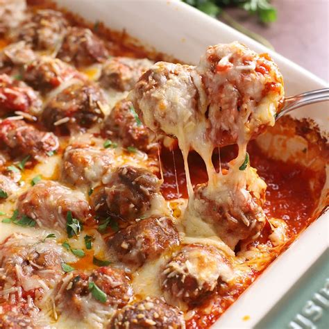 Baked Meatballs Recipe (Cheesy with Marinara Sauce) - Amira's Pantry