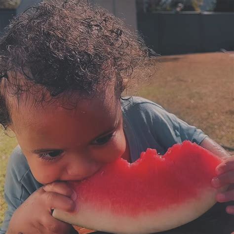 Kelly Daunivavana | 🫶🏽🫶🏽 | Instagram