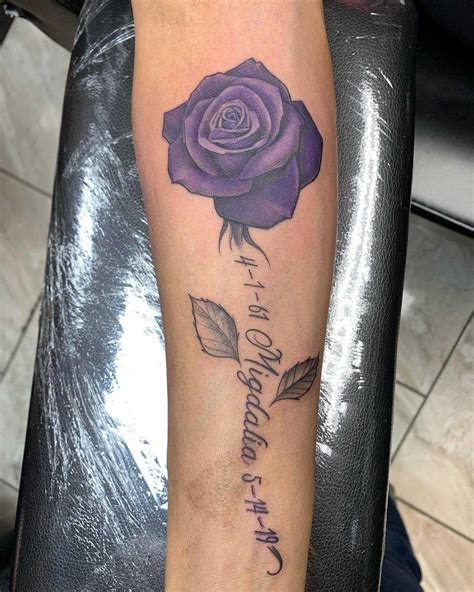 22 Expressive Tattoos Of Roses And Names