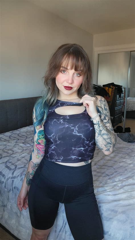 Alientrashkitty Nude Leak