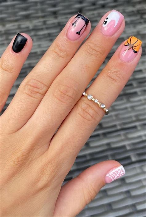 40 Cool Short Halloween Nails Design And Inspiration To Try Now