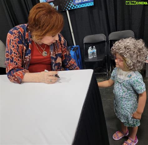 Vicki Lawrence Wiki, Biography, Age, Gallery, Spouse and more