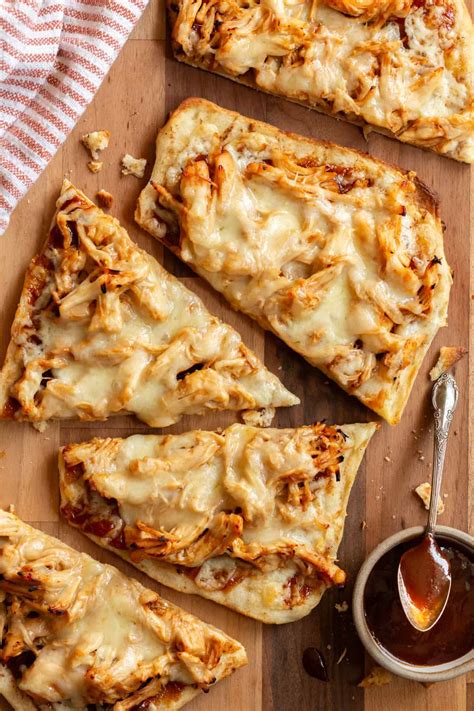 BBQ Chicken Flatbread (4 Ingredients) - Sugar & Snap Peas