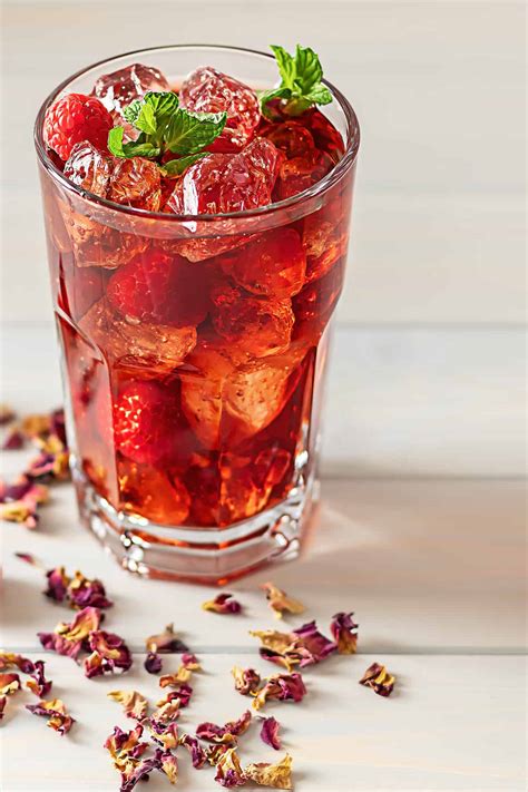 Hibiscus Iced Tea - HowdyKitchen
