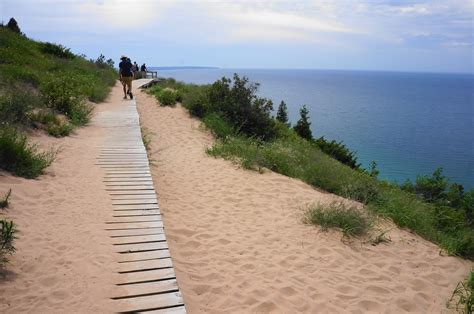 Empire Bluff Trail (Sleeping Bear Dunes National Lakeshore, MI) – Live ...