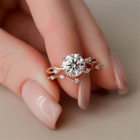 Round Cut Engagement Rings | Keyzar Jewelry