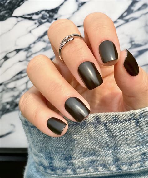 Black Matte UV Semi-Cured Nail Strips — Tough Girls Inc.