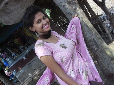 Indian Bhabhi Wallpapers - Top Free Indian Bhabhi Backgrounds - WallpaperAccess