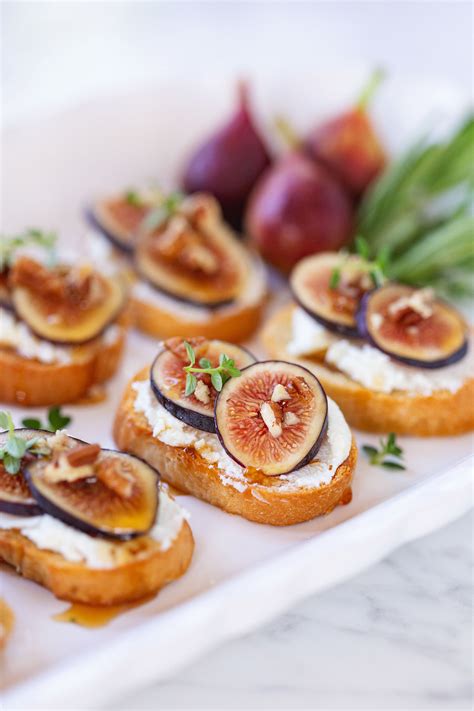 Prosciutto Goat Cheese And Fig Jam Crostini at Rose Thyer blog