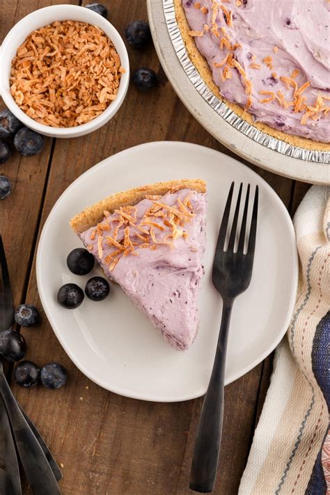 Blueberry Cream Pie - xoxoBella