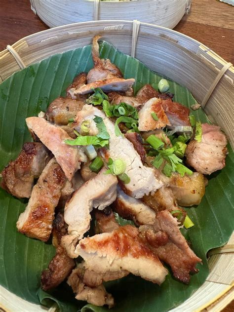 รูป ถึง ขอน-แก่น E san Thai Bistro (Delivery)