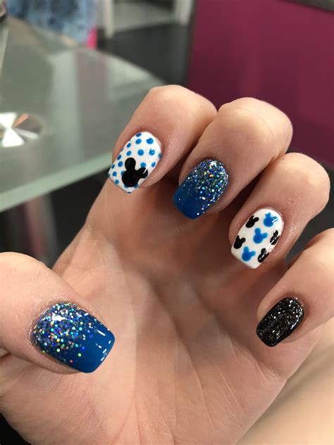 Disney Mickey Nail Designs - Design Talk