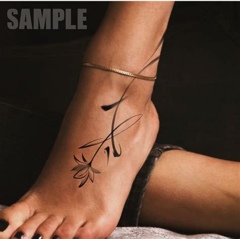 Pin di Veronica Villegas su tattoos nel 2025 | Tatuaggio sulla caviglia ...