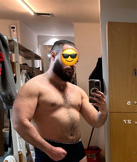 M/27/5'11" [105 kg to 101 kg] (3 months) Feels good to be lighter now ...