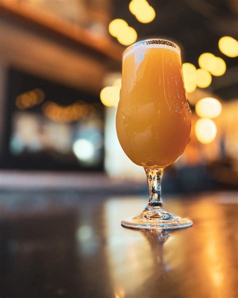 Non Alcoholic Peach Passionfruit Sour - Nine Mile Brewing