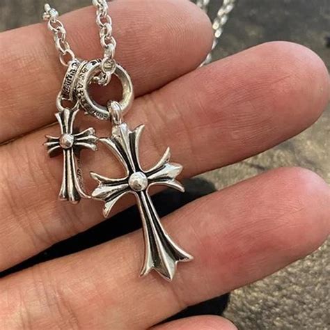 Chrome hearts double cross necklace perfect condition - Depop
