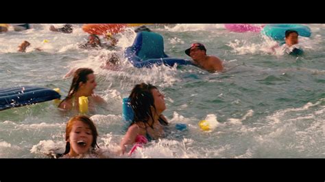 Piranha 3D Screencap | Fancaps