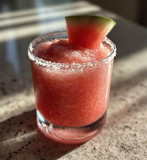 5-Ingredient Frozen Watermelon Margarita—Cool & Irresistible - Wilingga ...