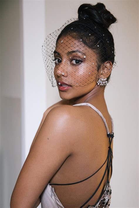 Bacne: How to get rid of it before the festive season? Experts share ...