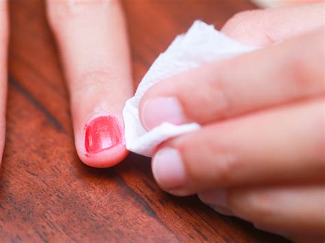 How To Get Fingernail Polish Off Skin Without Remover at Timothy ...