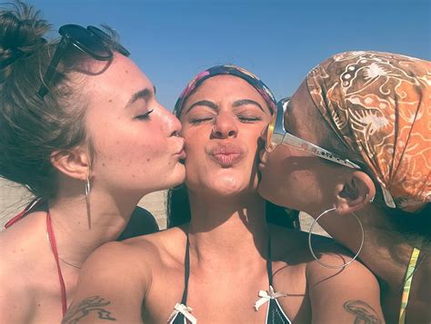 Aria Summer Wallace | la la land 🦋 too much fun bein back in the city ...